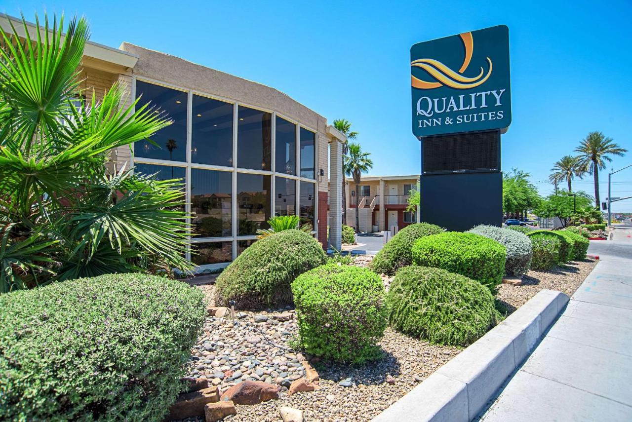 Quality Inn & Suites Phoenix Nw - Sun City Youngtown Exterior photo